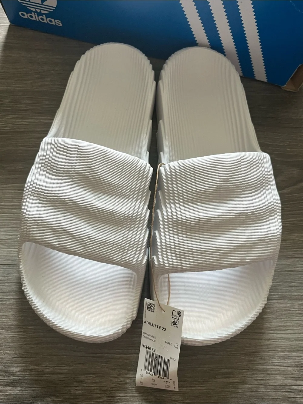 Adidas Originals Adilette 22 Slides Beige Men's Size 10 GX6950